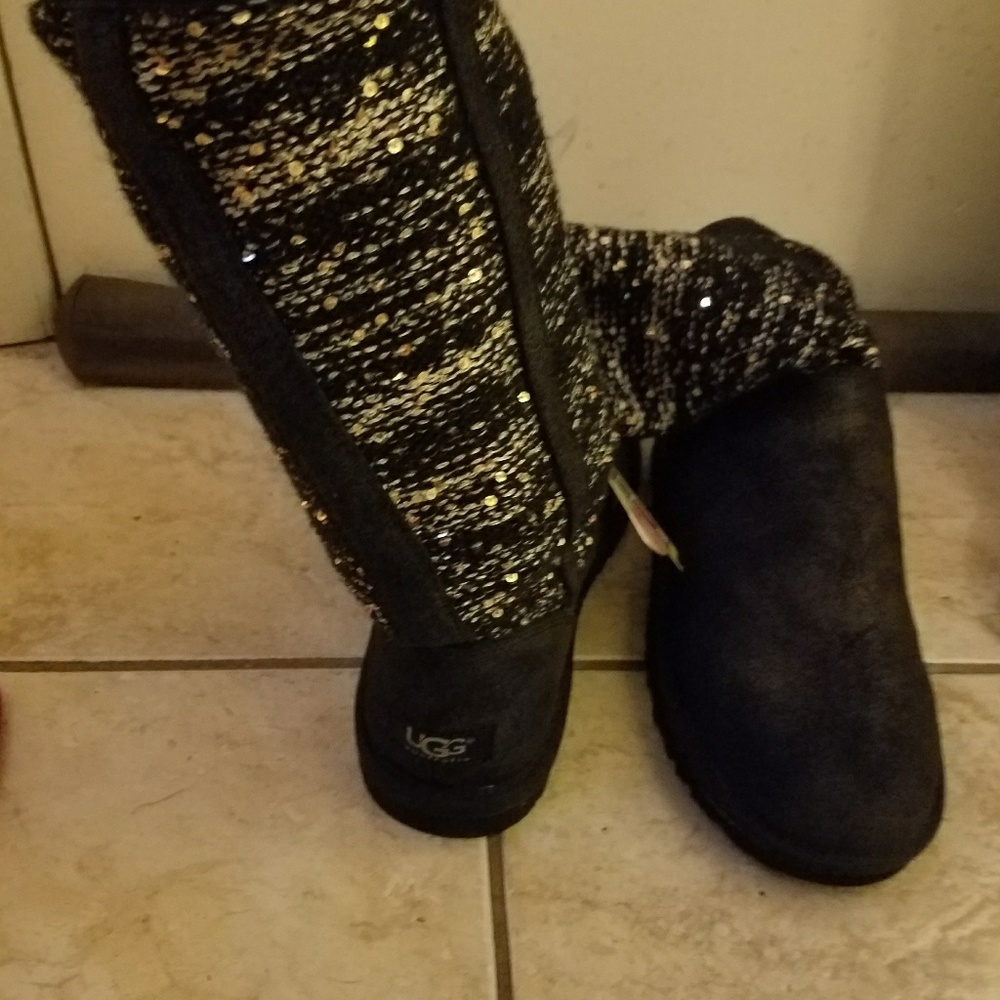 NEW...Ugg boots